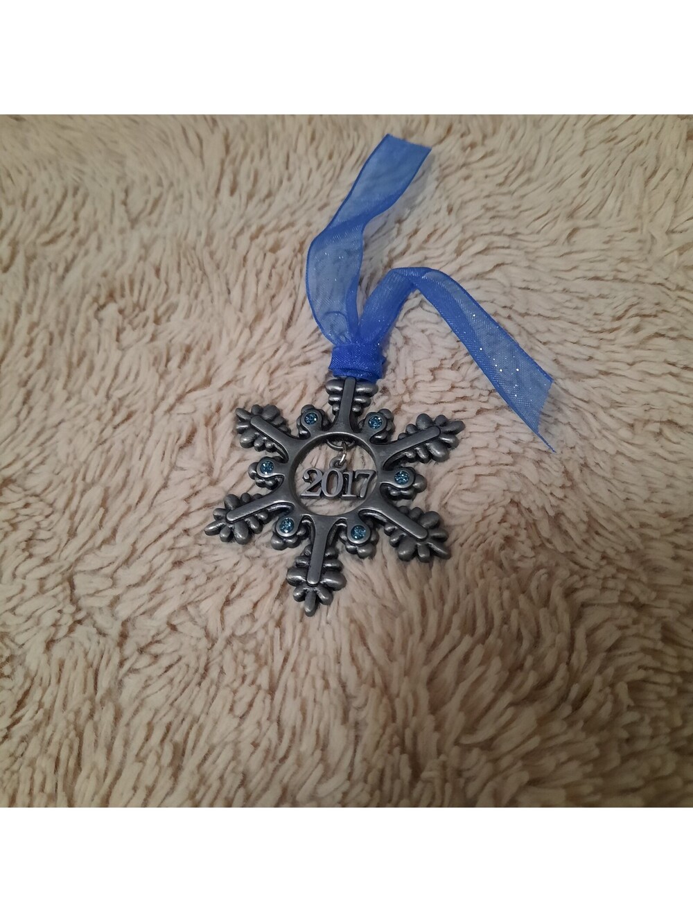 Christmas Traditions Tree Wreath Ornament Silver Snowflake 2017 2.5"